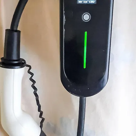 別荘 Berghof Reich By Interhome レンゲンフェルト